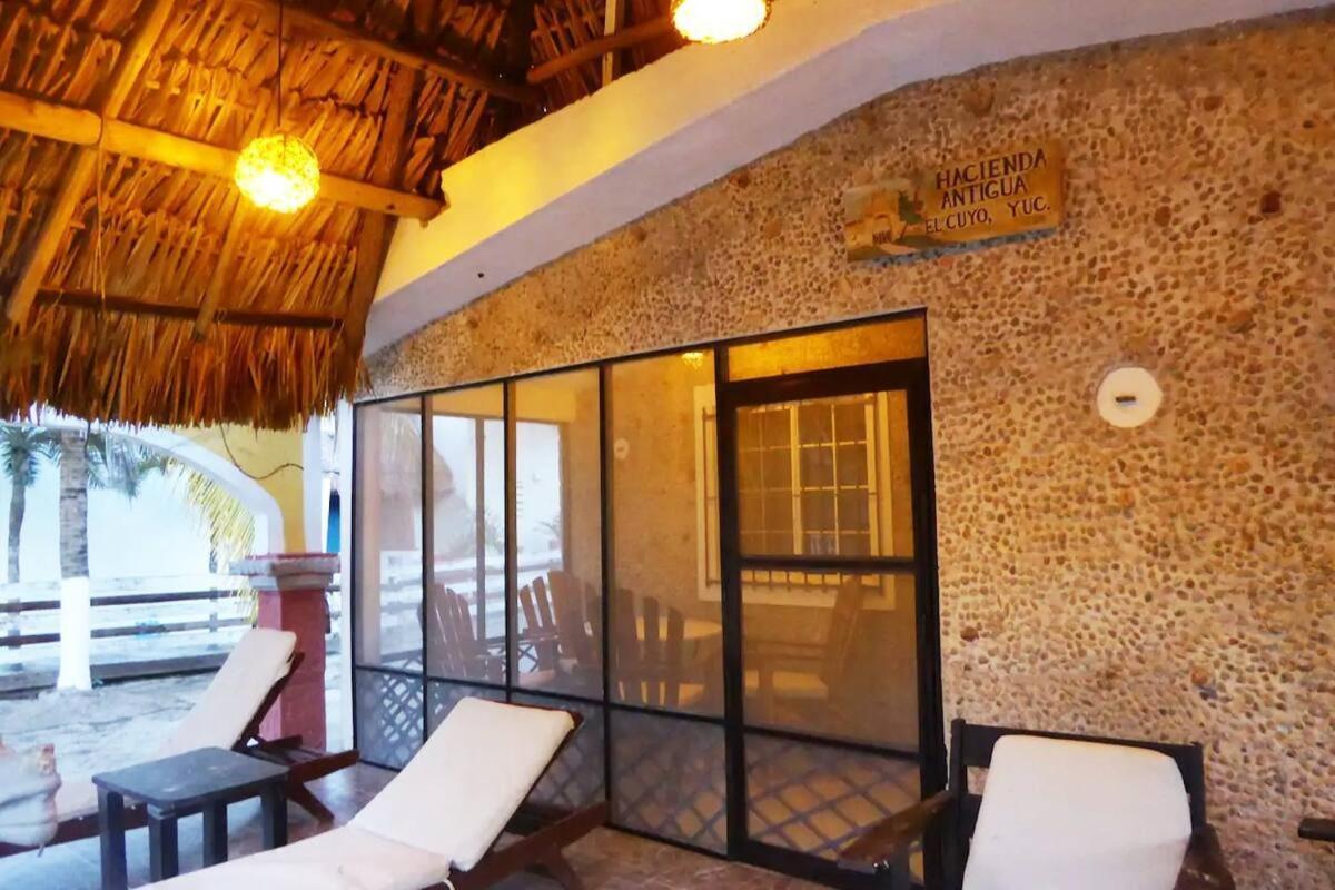 Hacienda Antigua Villa, 50M From Sandy Beach El Cuyo Exterior photo
